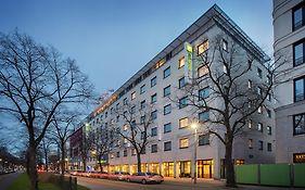 Holiday Inn Express Berlin City Centre